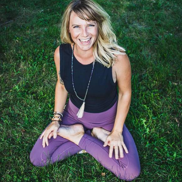 Meet your Posher, Samantha - Picture 1 of 1